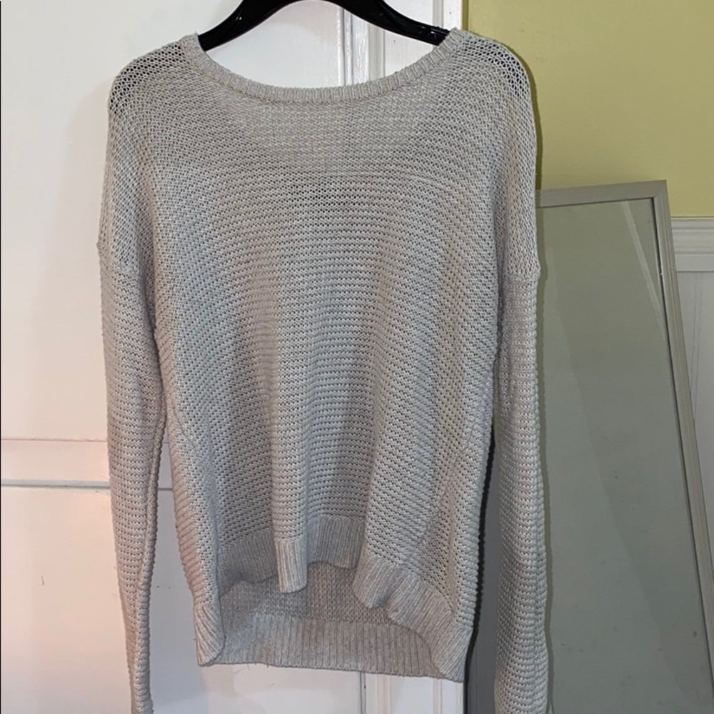 Long sleeve knit shirt